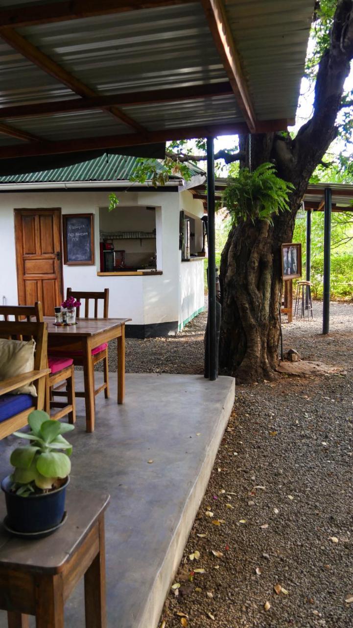 Kamunjila Lodge Livingstone Bagian luar foto